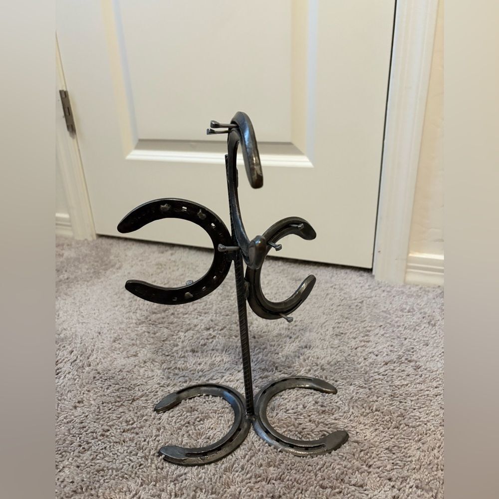 Unique Black Horseshoe Jewelry Holder (jewelry not included) - Picture 4 of 7